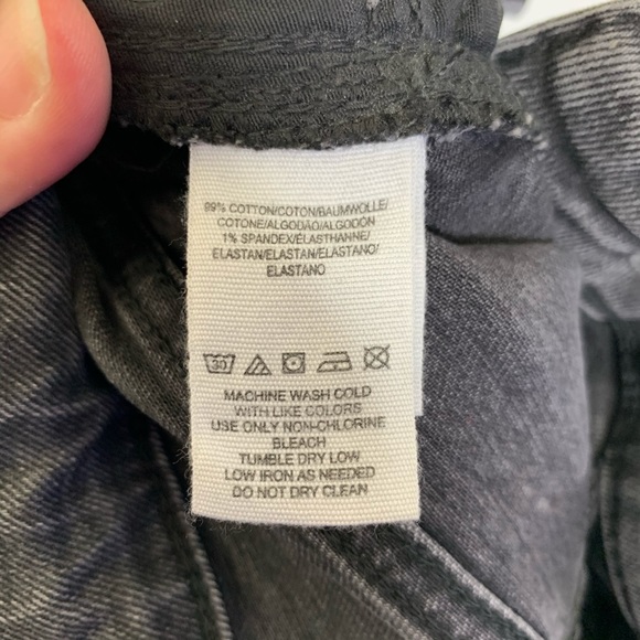 Free People black cropped raw hem jeans - Picture 8 of 9